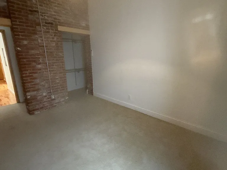 139 Orange St — Photo 31