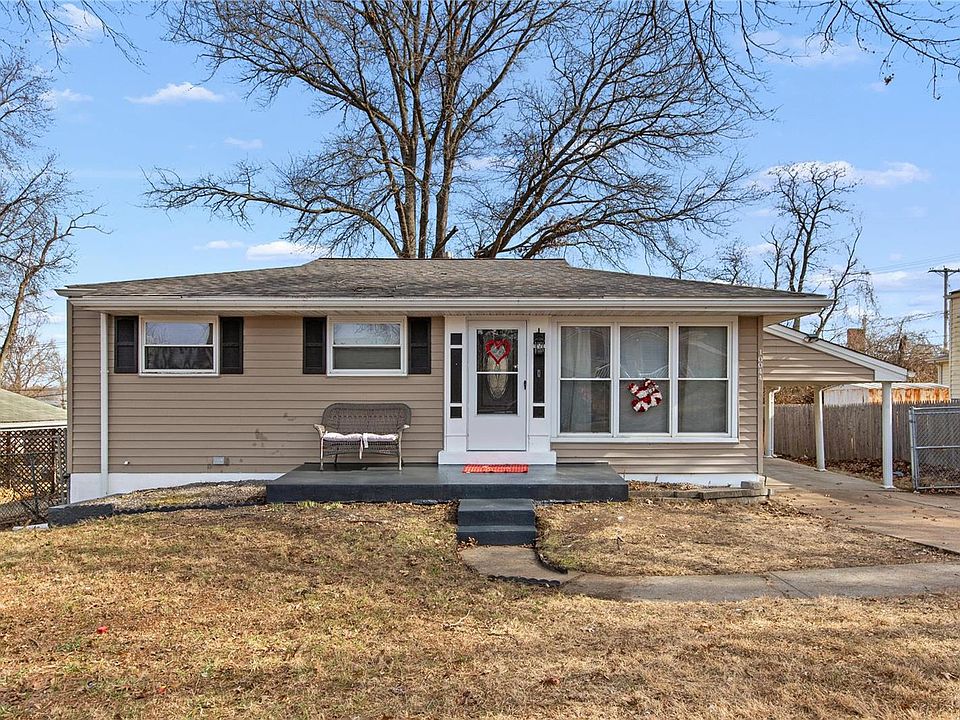 1st image of 10044 Pepper Ln