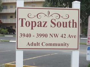 3940 NW 42nd Ave APT 422, Lauderdale Lakes, FL 33319