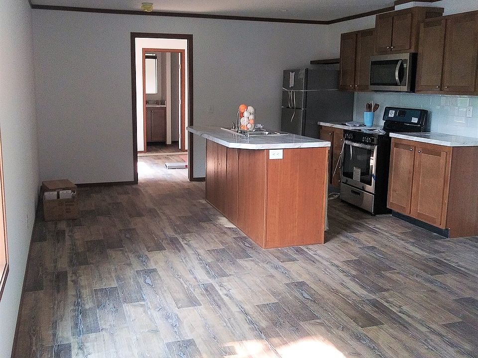 1st image of 1 Shannon Dr #25