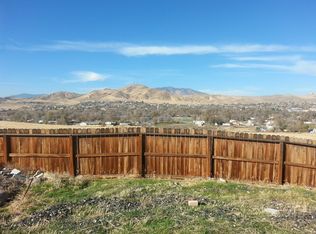 414 Short Ave, Sun Valley, NV 89433