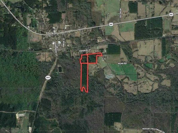 Emanuel St, Hickory, MS 39332