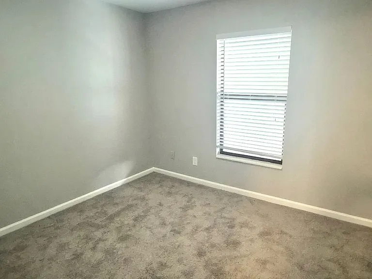 2934 Plaza Terrace Dr — Photo 6