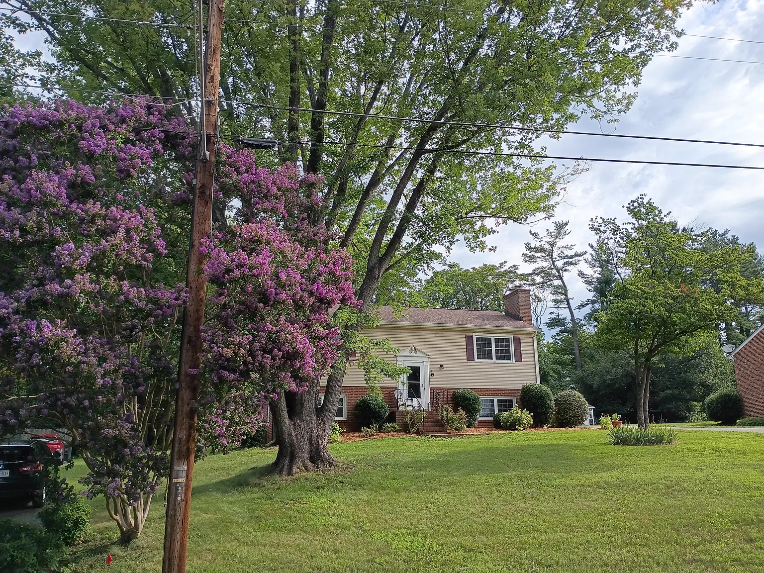 3 bed, 1837 sqft, $2,000 — Photo 1