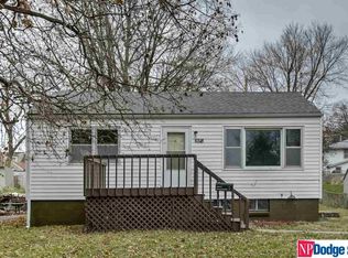 6518 Charles St, Omaha, NE 68132