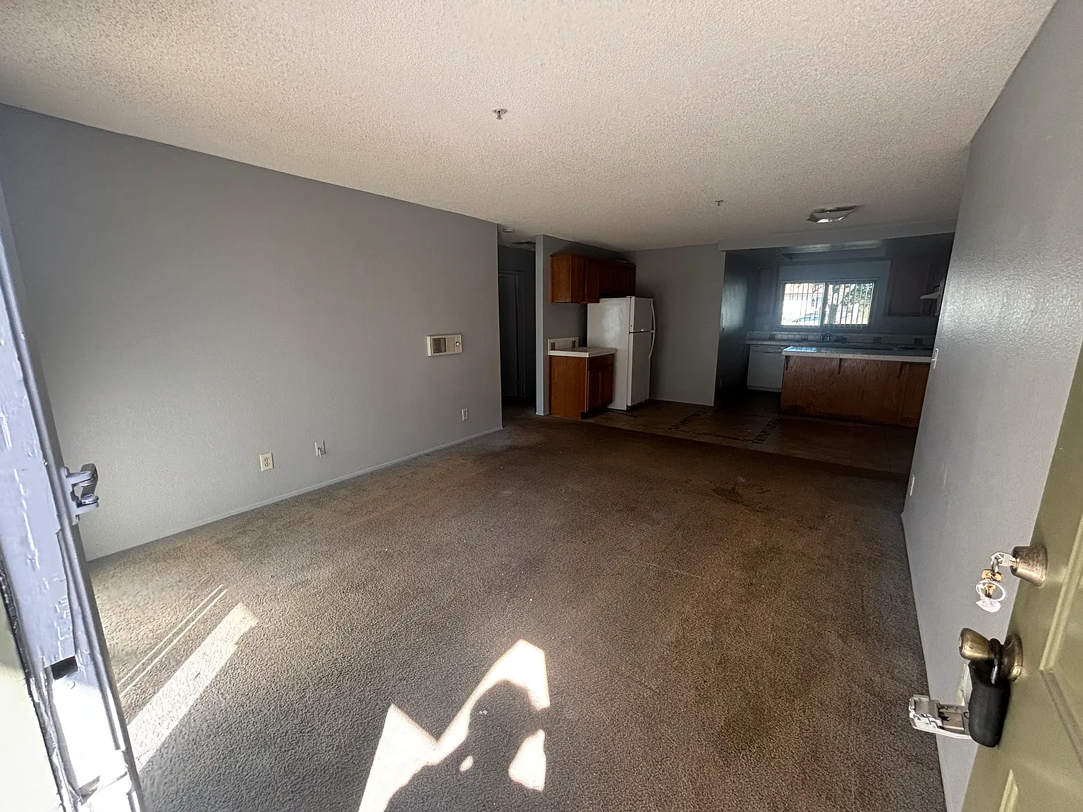 2 bed, $2,300 — Photo 1