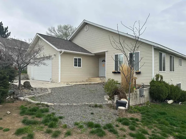 606 S Huntington Pl, Kennewick, WA 99336