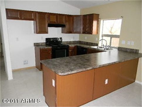 4th image of 34348 N Mashona Trl