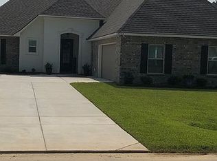 42414 Salt Grass Dr, Ponchatoula, LA 70454