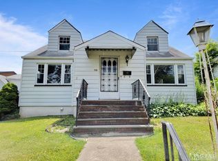 715 De Witt St, Linden, NJ 07036