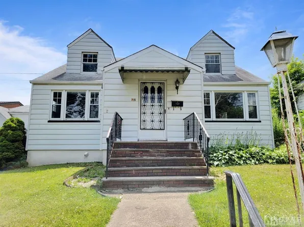 715 De Witt St, Linden, NJ 07036