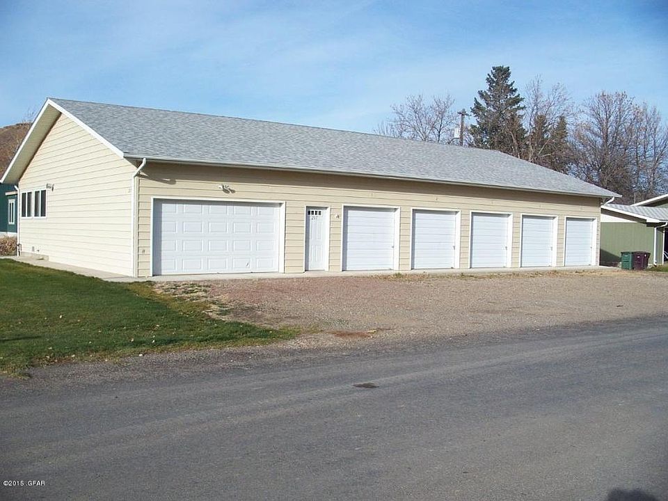 2nd image of 217 4th Ave S