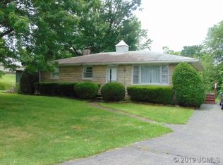 194 S Grange Hall Rd, Hanover, IN 47243