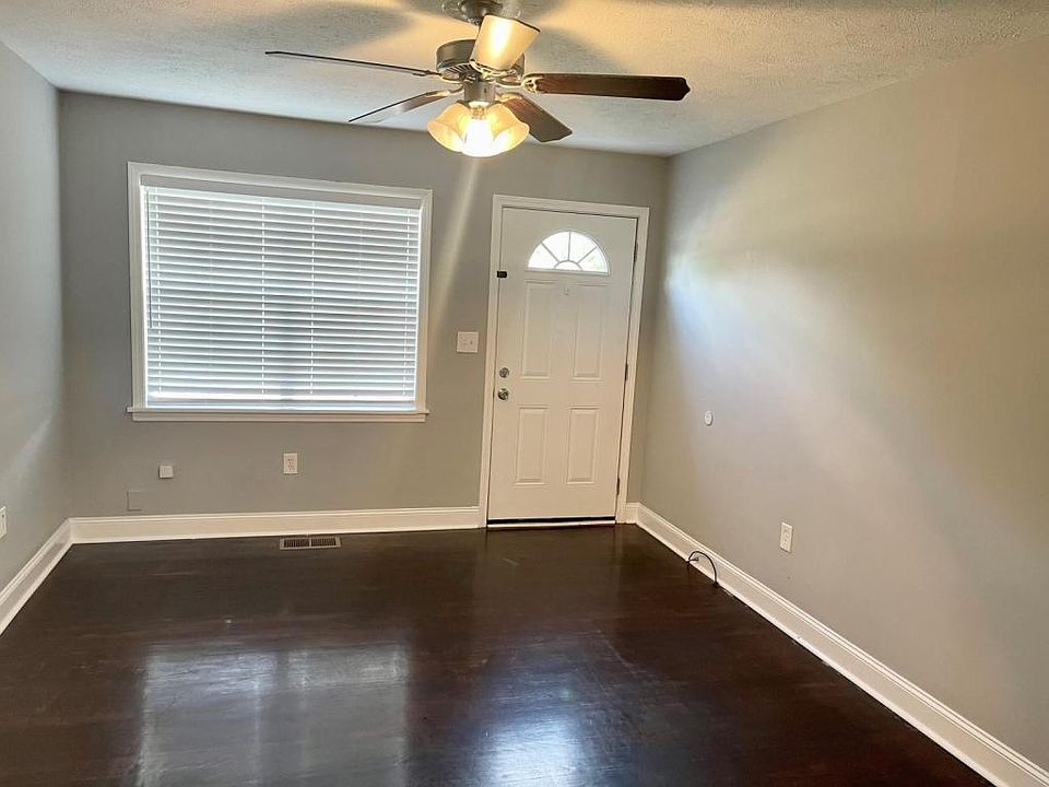 2nd image of 101 Lodi Dr