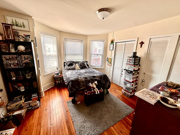 446 W Earlham Ter — Photo 14