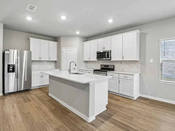 3229 Romero Plz, Fort Worth, TX 76179