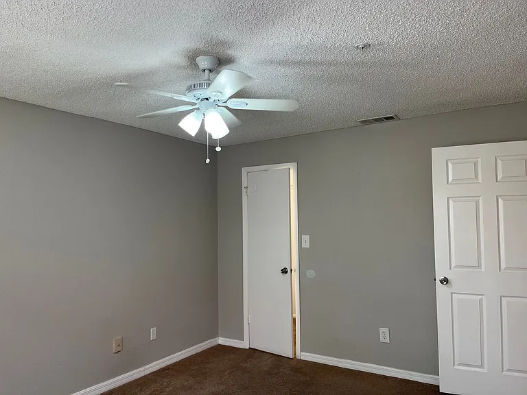 232 Afton Sq #201 — Photo 14