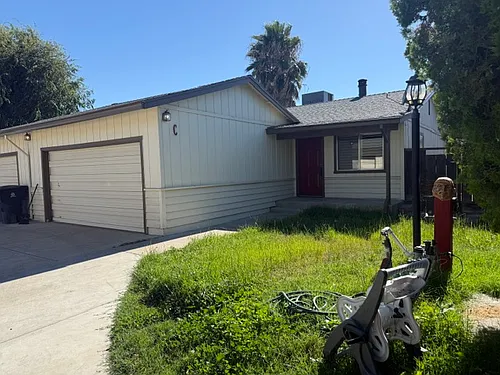 140 E Kavanagh Ave #C Photo 1 140 E Kavanagh Ave #C Photo 1