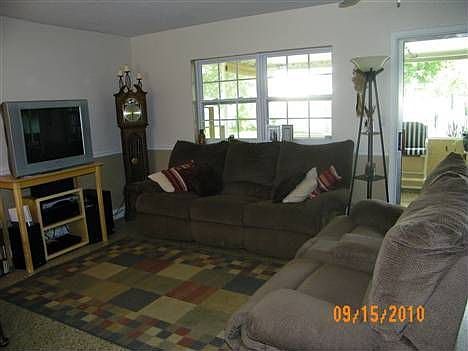 4th image of 3141 Oak Bluff Dr