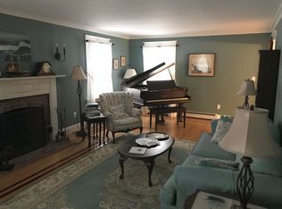 50 South St, Rockport, MA 01966