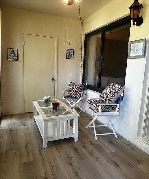 441 Pine Glen Ln #C-2 — Photo 2