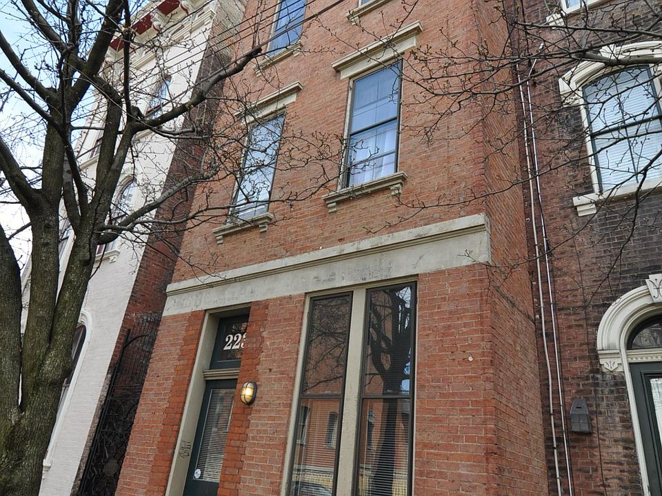 1st image of 223 Orchard St #2