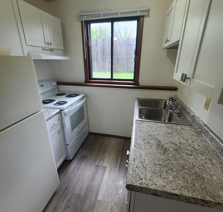 1st image of 1105 7th Ave N #1