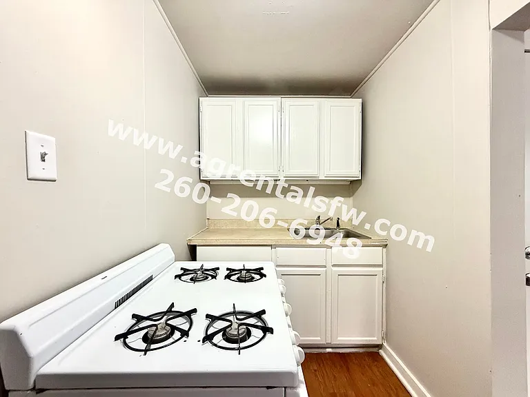 616 Mechanic St — Photo 7