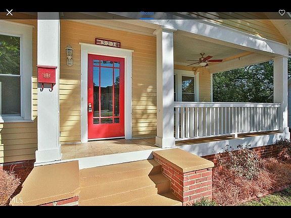 2nd image of 323 E College St