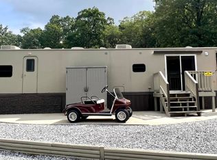 186 Holiday Loop, Cleveland, GA 30528