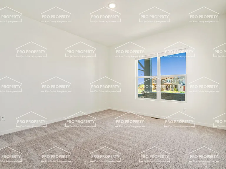 6384 Elk Pass Ln — Photo 13