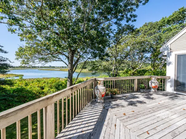 498 Elliott Road, Centerville, MA 02632