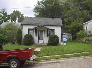 320 Glenwood St, Red Wing, MN 55066