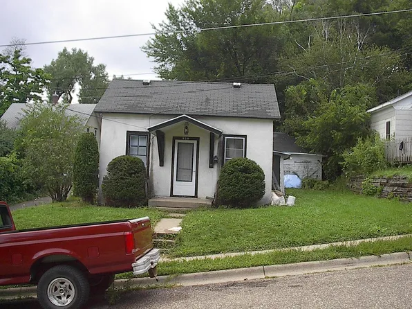 320 Glenwood St, Red Wing, MN 55066