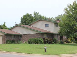 1053 Meadow Dr, Bartlesville, OK 74006