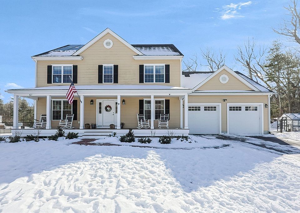1st image of 9 Christina Dr