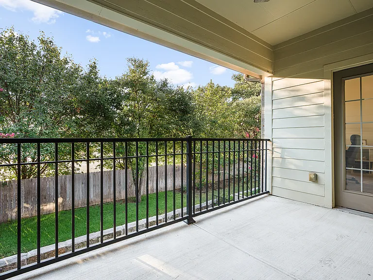 3107 Sweetwater Cv #1 — Photo 24