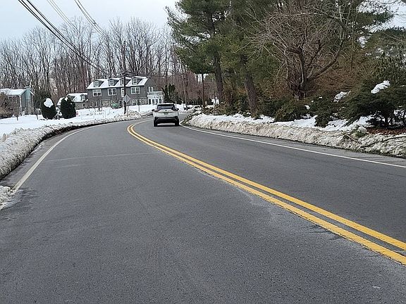 4th image of 20 Crine Rd
