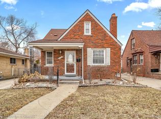 1024 Moran Ave, Lincoln Park, MI 48146