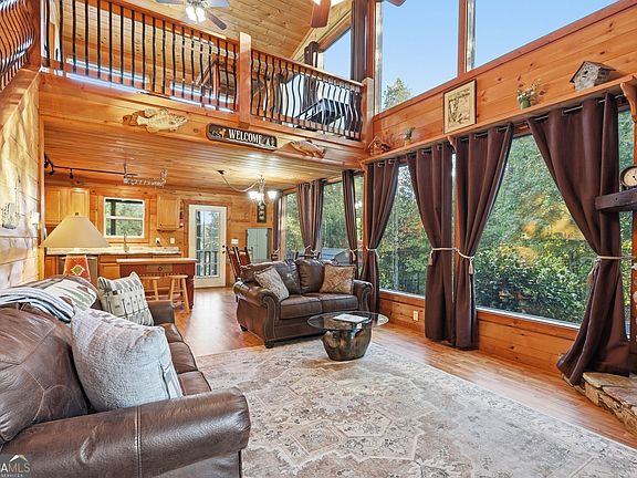5th image of 627 Monroe Ridge Rd