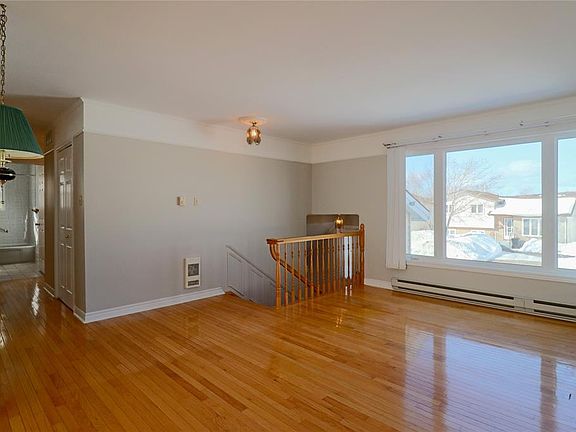 4th image of 63 Neptune Road