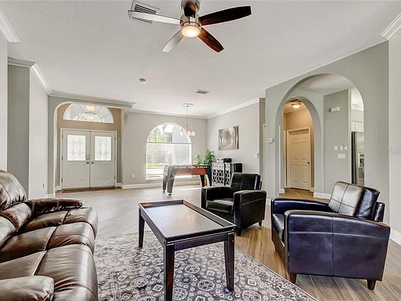 4th image of 16111 Turnbury Oak Dr