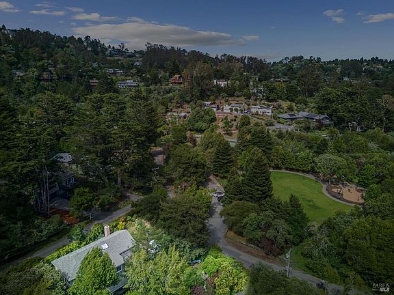 2nd image of 606 Eucalyptus Way