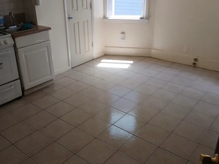 127 Cherry St #8 — Photo 1