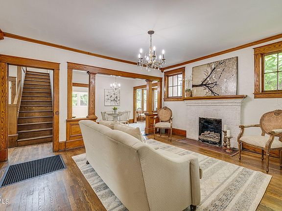 5th image of 725 Park St
