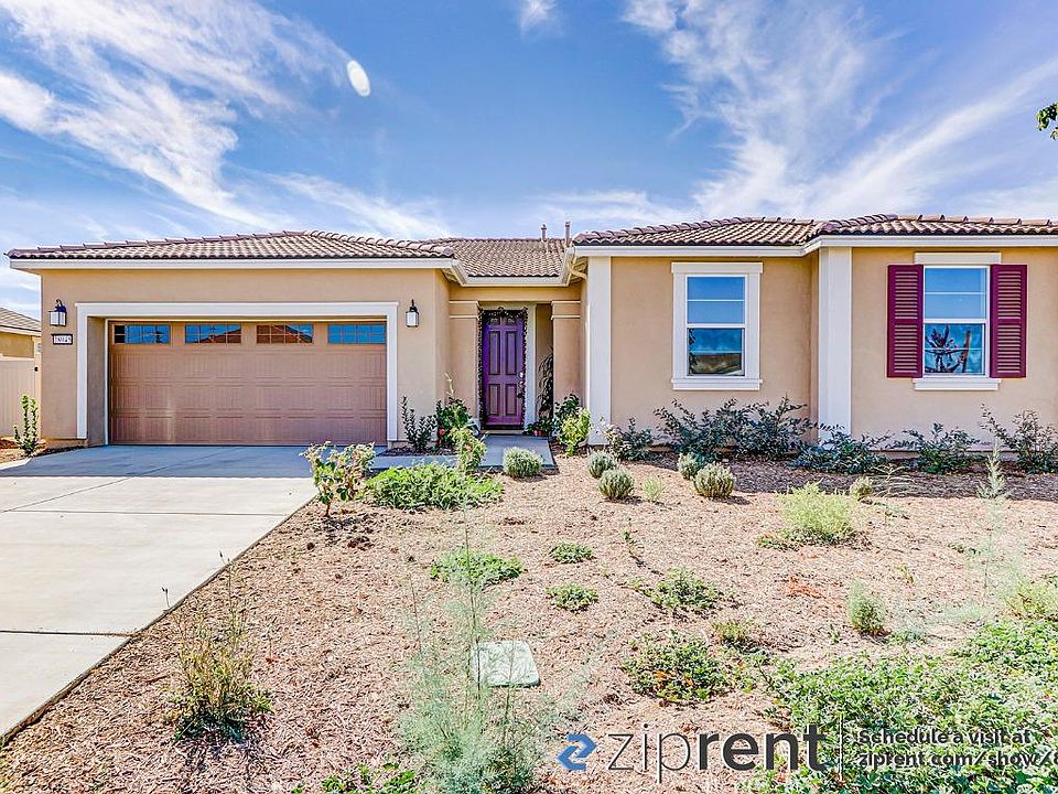 1st image of 28945 Stirrup Cir