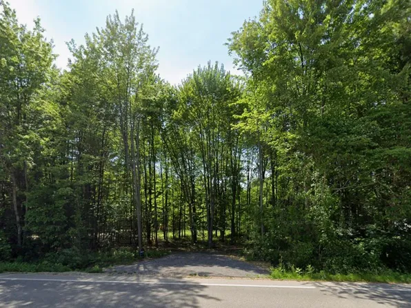 16249 148th Ave, Spring Lake, MI 49456