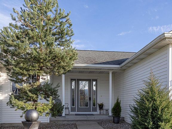 3rd image of 7058 Shady Knoll Dr SE
