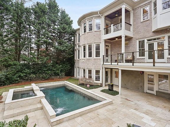 5th image of 8638 Ellard Dr