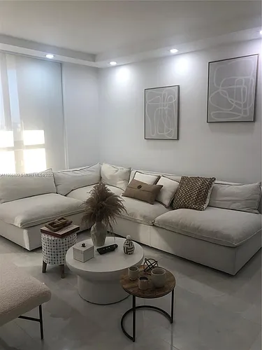 10185 Collins Ave #1510 Photo 1